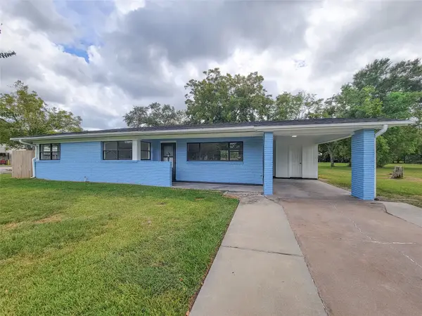 2605 W Dumble Street, Alvin, TX 77511
