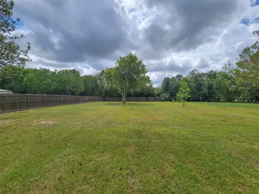 2605 W Dumble Street, Alvin, TX 77511 - #3