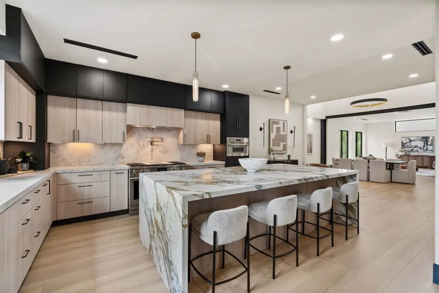 5110 Glenmeadow Drive, Houston, TX 77096 - #2