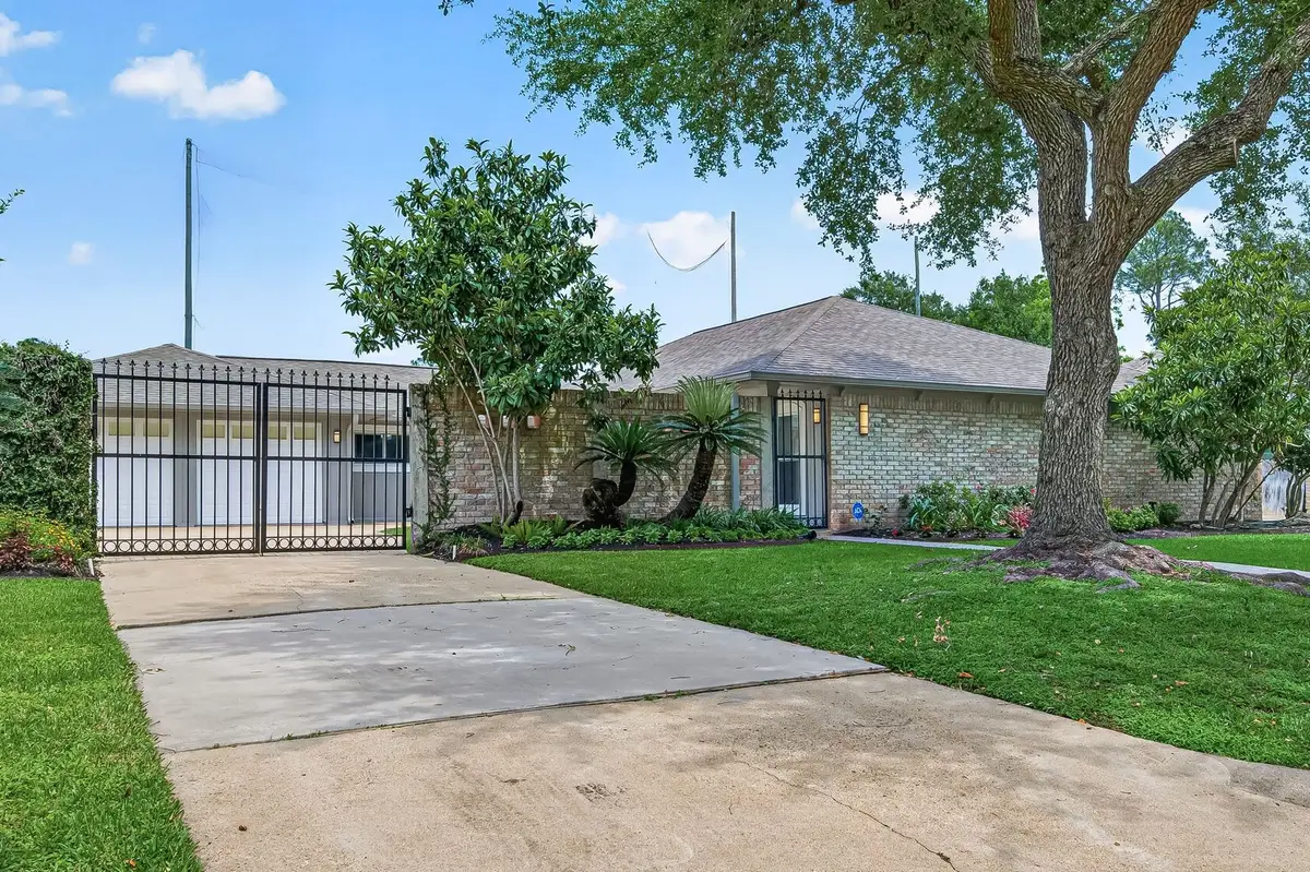 3043 Bonney Briar Drive, Missouri City, TX 77459 - #1