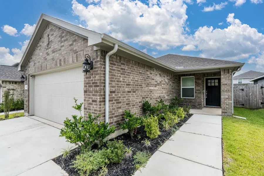 219 Charles Ridge Drive, Conroe, TX 77316 - #2