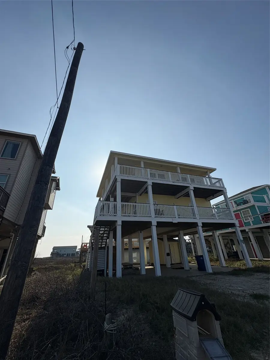 111 Yucca Avenue, Surfside Beach, TX 77541 - #3