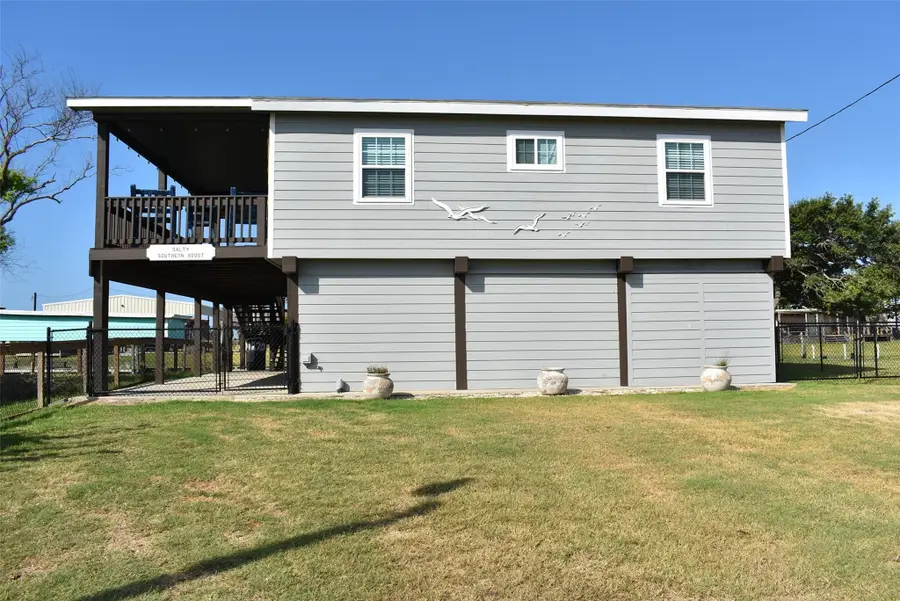 1270 County Road 202, Sargent, TX 77414 - Image #2