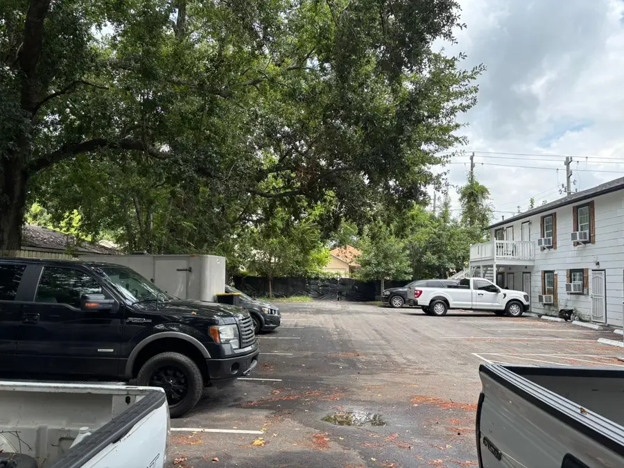 9849 Mesa Drive, Houston, TX 77078 - Image #2