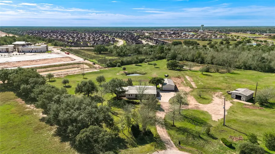 6910 S Mallard Drive, Fulshear, TX 77441 - Image #2