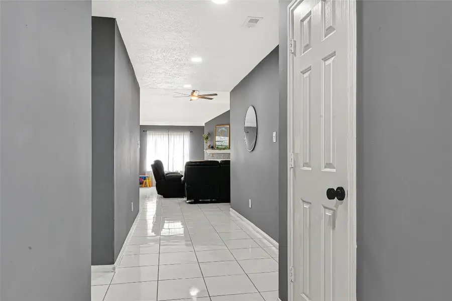 5007 Ridgeway Drive, Pasadena, TX 77504 - #3