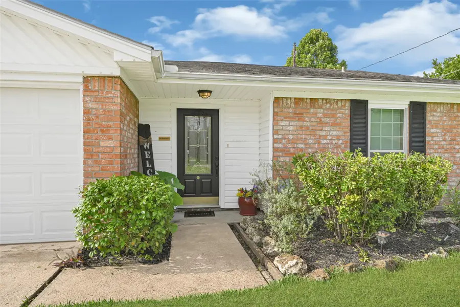 10010 Lost Pine Drive, Baytown, TX 77521 - #3
