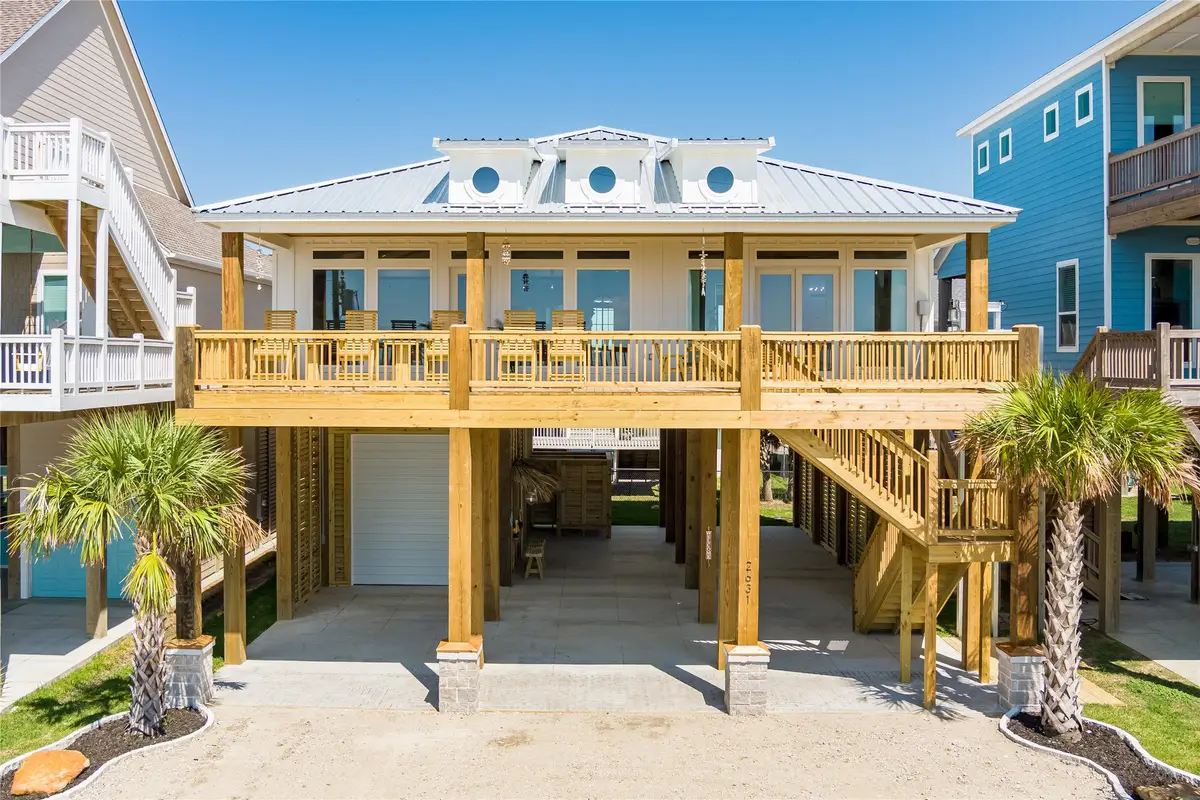 2631 Holiday, Crystal Beach, TX 77650 - Image #1