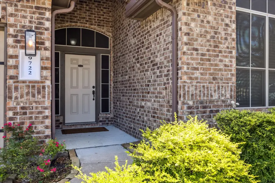 9722 Massanutten Lane, Richmond, TX 77469 - Image #2