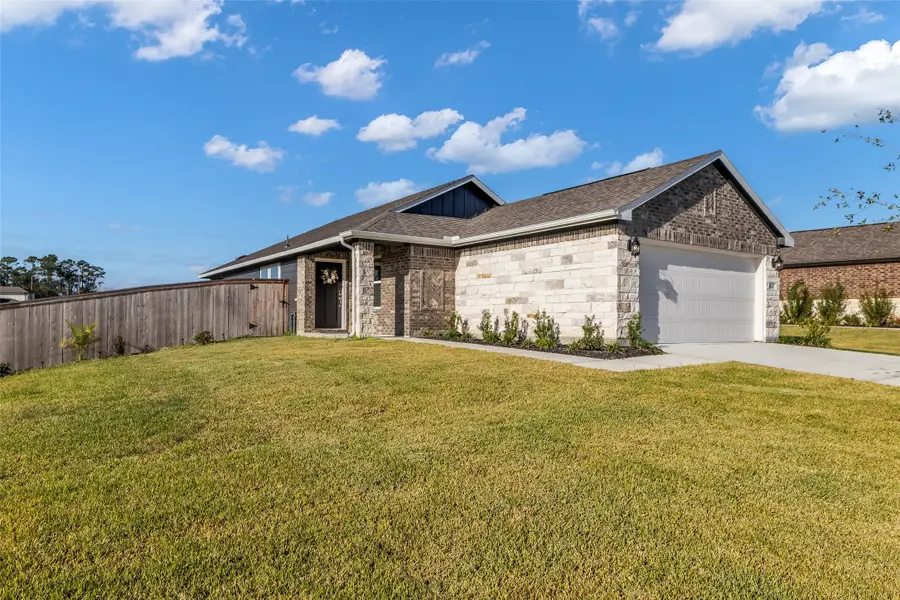18607 Century Pine Lane, Conroe, TX 77316 - Image #2