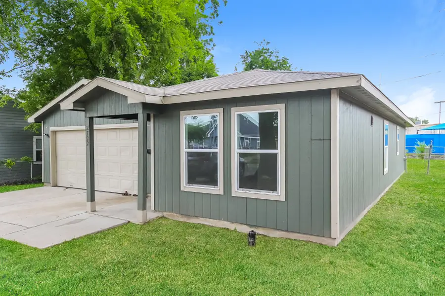 2722 Stallings Drive, Houston, TX 77088 - Image #2