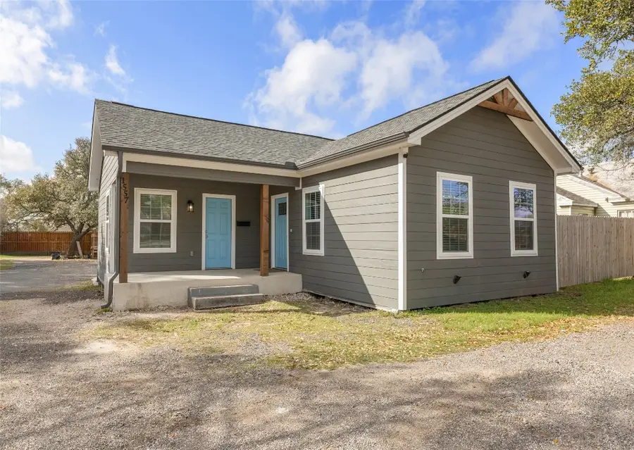 1557 E East William J Bryan Parkway, Bryan, TX 77803 - #2