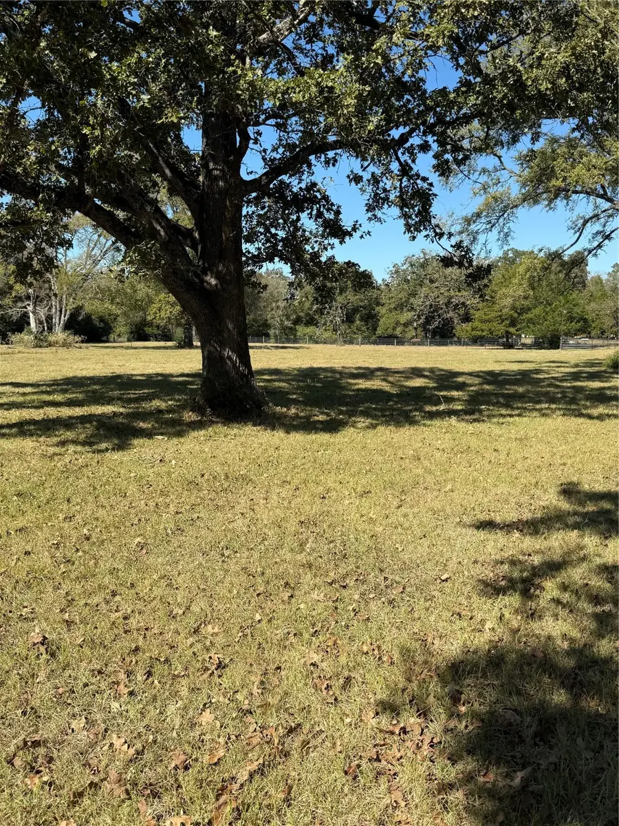 17897 County Road 431, Marquez, TX 77865 - Image #2