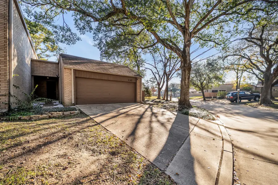 1317 Chardonnay Drive #3, Houston, TX 77077 - Image #2