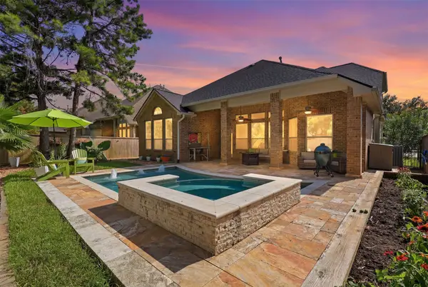 30 Shaded Arbor Drive, Spring, TX 77389
