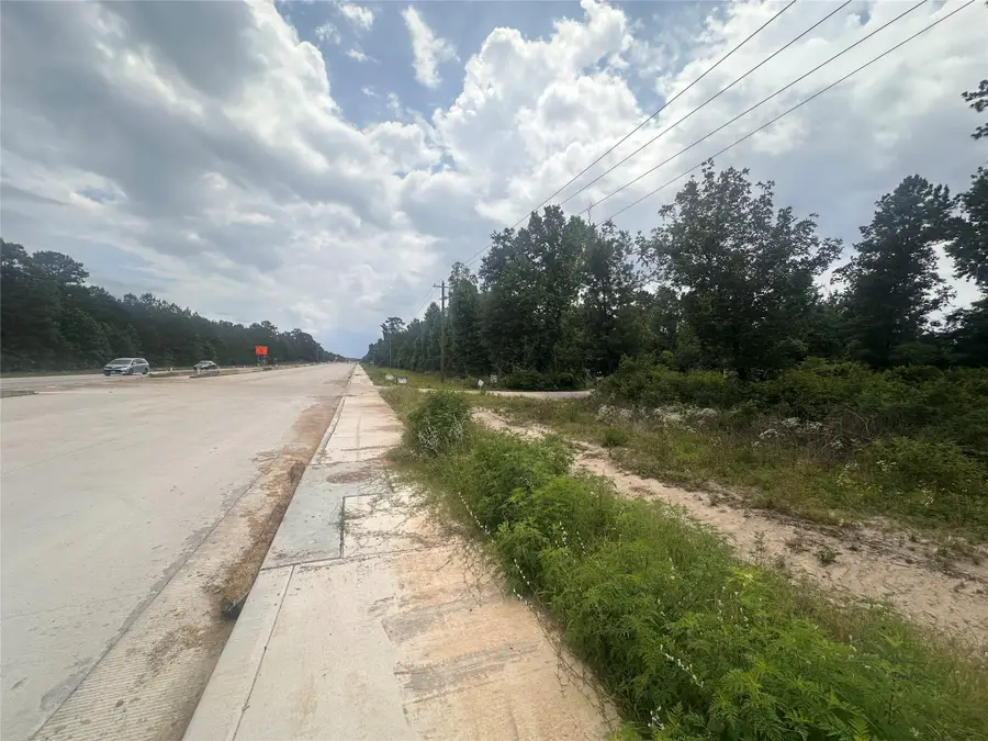 22530 Highway 105 Highway, Cleveland, TX 77328 - #2