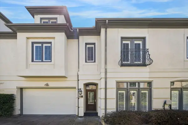 2426 Nantucket Drive #B, Houston, TX 77057