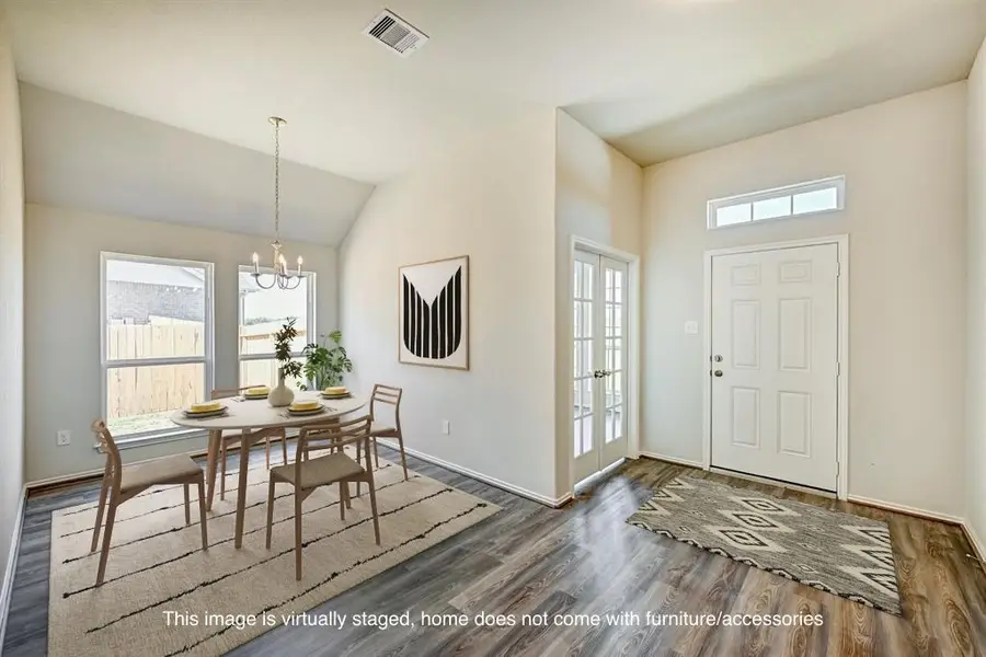 669 Woodhaven Lakes Drive, La Marque, TX 77568 - Image #2