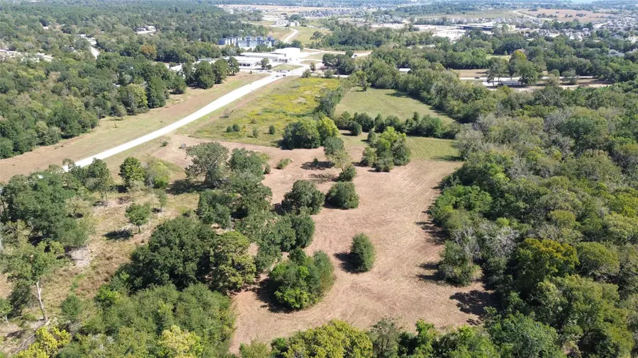 24082 Lonestar Parkway Road, Montgomery, TX 77356 - Image #2