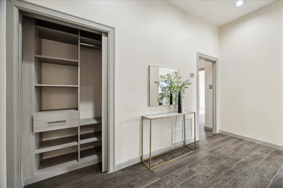 49 Briar Hollow Lane #103, Houston, TX 77027 - #2