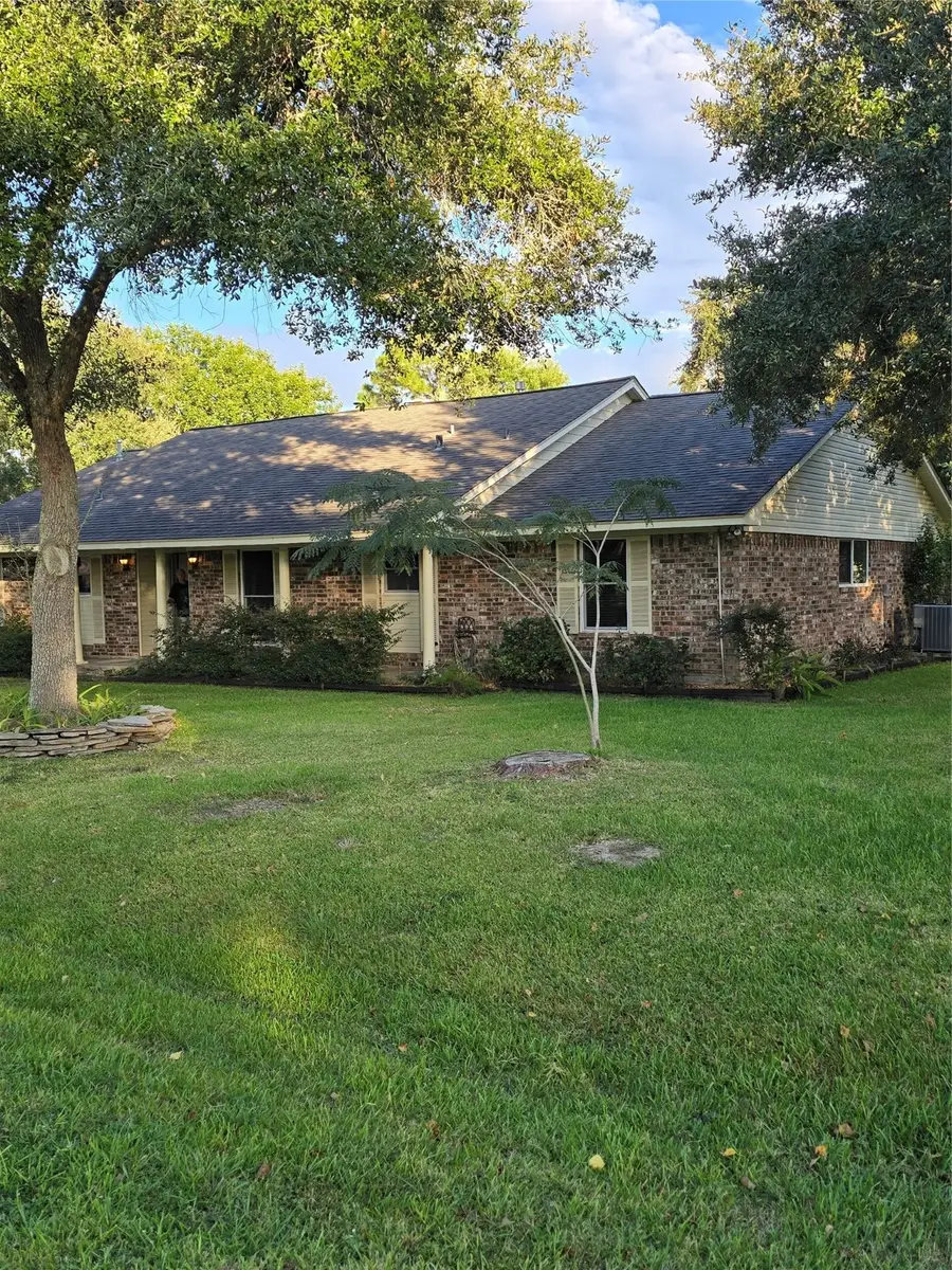 2505 Mary Avenue, Pearland, TX 77581 - Image #2