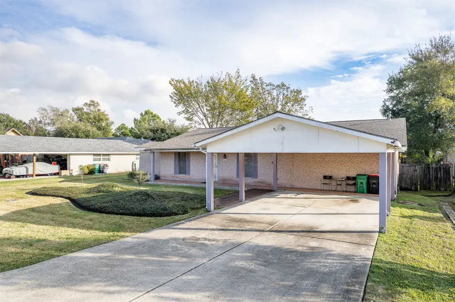 114 Caldwell Street, Baytown, TX 77520 - Image #2