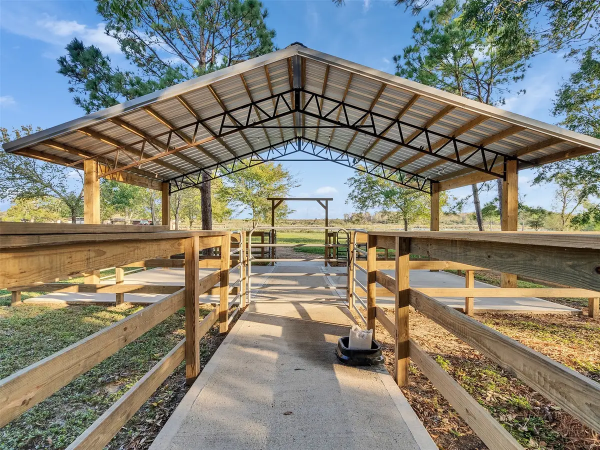 1010 Kilgore Road, Baytown, TX 77520 - Image #1