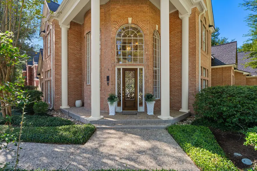 2 Bridgeberry Court, The Woodlands, TX 77381 - Image #3
