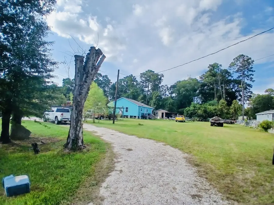 21201 South Street, New Caney, TX 77357 - #3