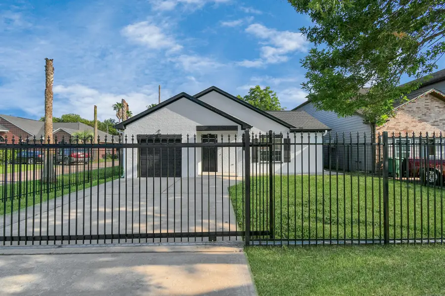 9006 Ledge Street, Houston, TX 77075 - #2