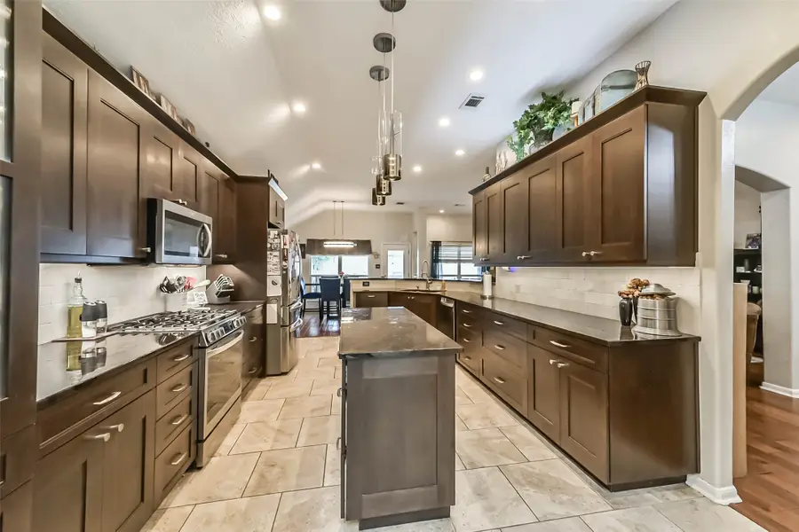 210 Jamie Court, La Porte, TX 77571 - #3