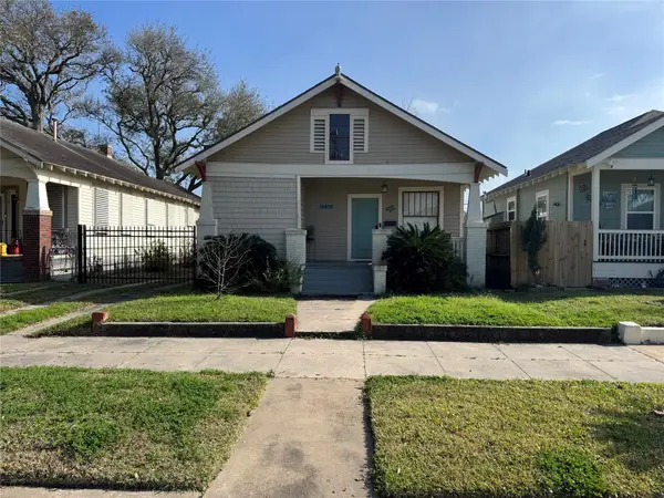 4419 Avenue Q 1/2, Galveston, TX 77550