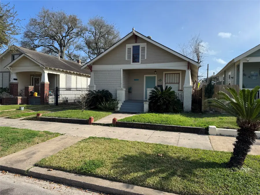 4419 Avenue Q 1/2, Galveston, TX 77550 - #2