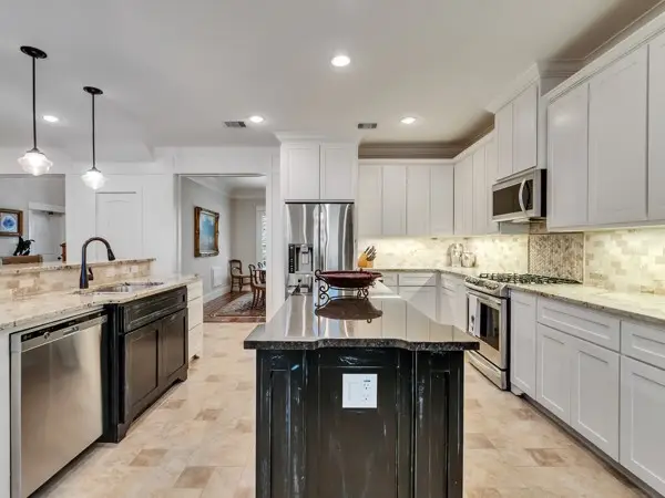 9 Robin Trail, Conroe, TX 77304 - #1