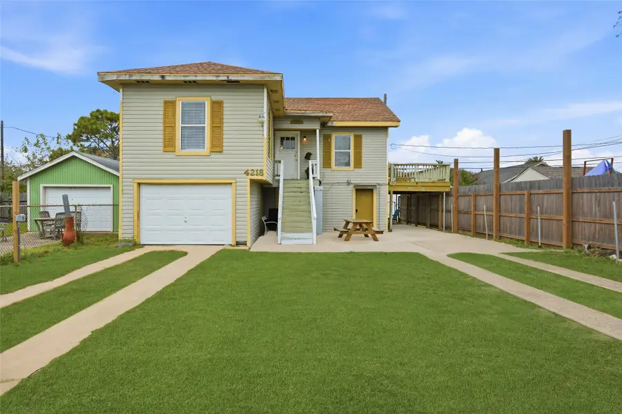 4218 Avenue Avenue S, Galveston, TX 77550 - Image #2