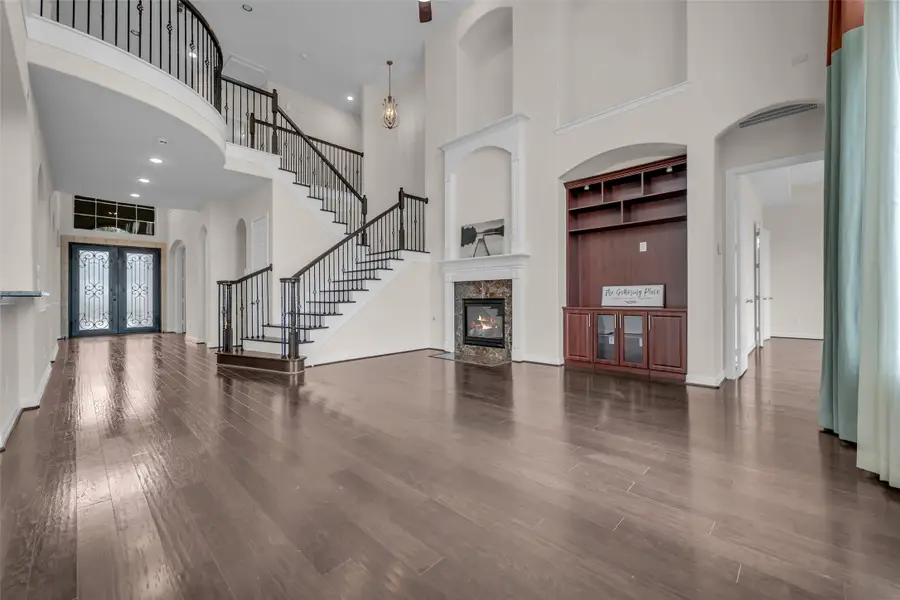 5911 White River Pass Lane, Sugar Land, TX 77479 - Image #2