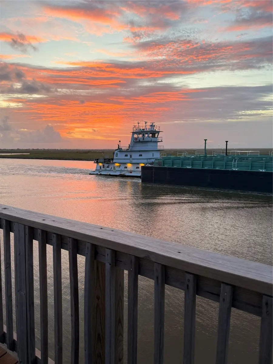 2132 Canal Drive, Sargent, TX 77414 - Image #2