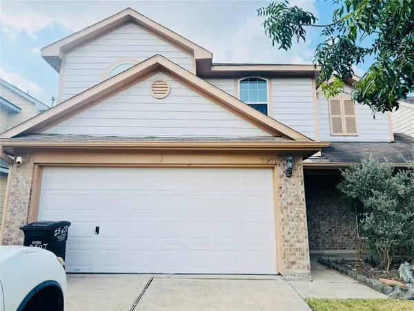 2507 Glenholly Park Drive, Sugar Land, TX 77498