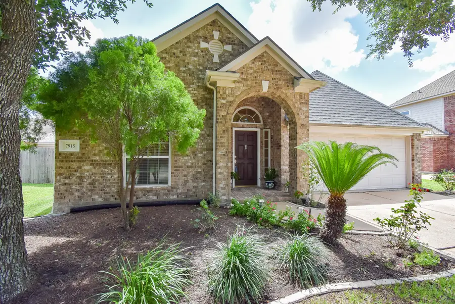 7915 Fall Hollow Drive, Houston, TX 77041 - #3