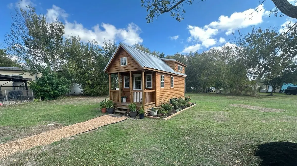 2805 Avenue C, Bay City, TX 77414 - #1