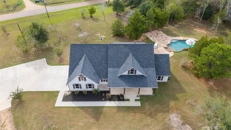 1011 Bonfire West Road, Cat Spring, TX 78933 - #2