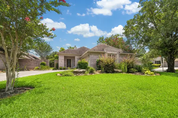 2823 N Strathford Lane, Kingwood, TX 77345