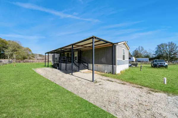 597 County Road 3406, Cleveland, TX 77327