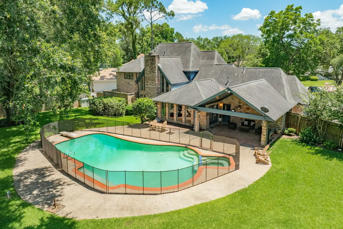 110 Sequoia, Lake Jackson, TX 77566 - #1