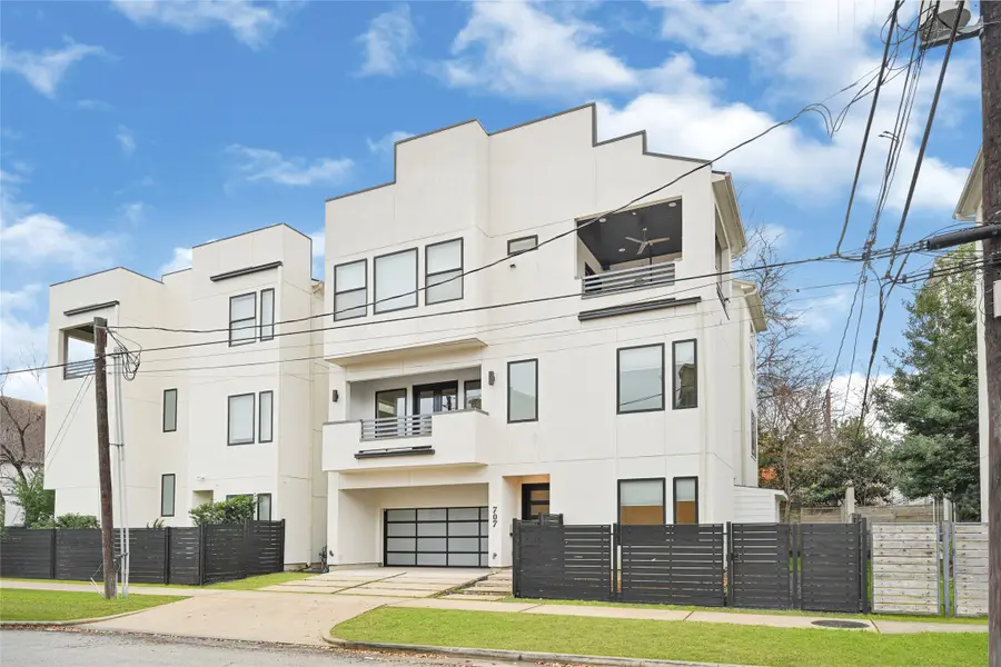 707 W Clay St, Houston, TX 77019 - Image #2