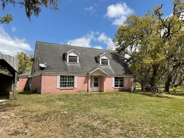 543 Bluebonnet Drive, Freeport, TX 77541