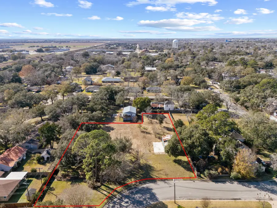 2306 Powell Street, Bay City, TX 77414 - Image #2