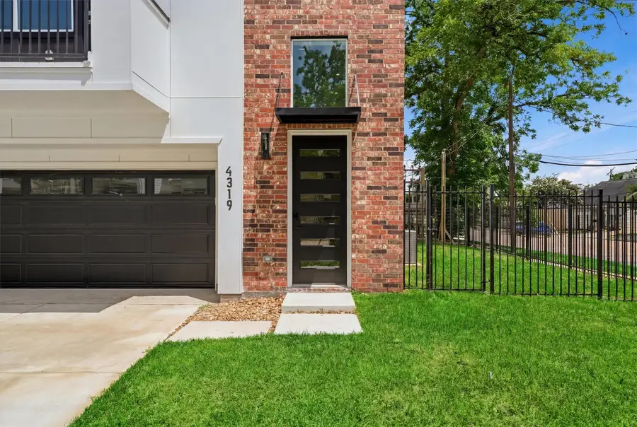 4319 Crawford Street, Houston, TX 77004 - #2