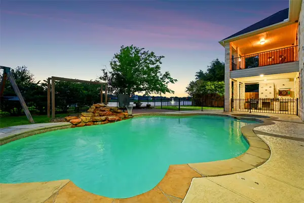 2903 Longhorn Circle, Manvel, TX 77578