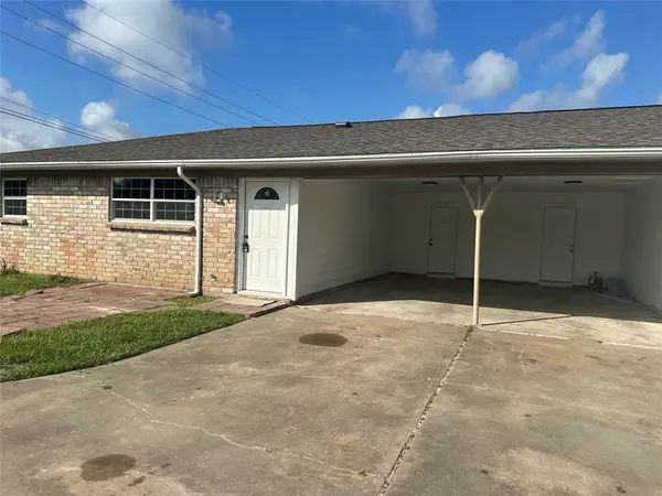 608 County Road 157, Alvin, TX 77511
